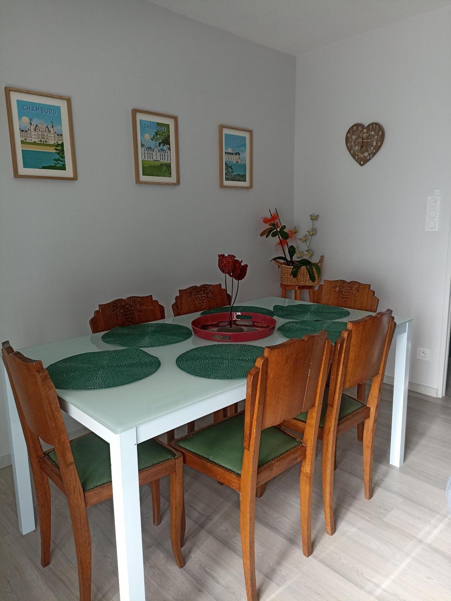 Entre 2 Chateaux Onzain Exteriör bild